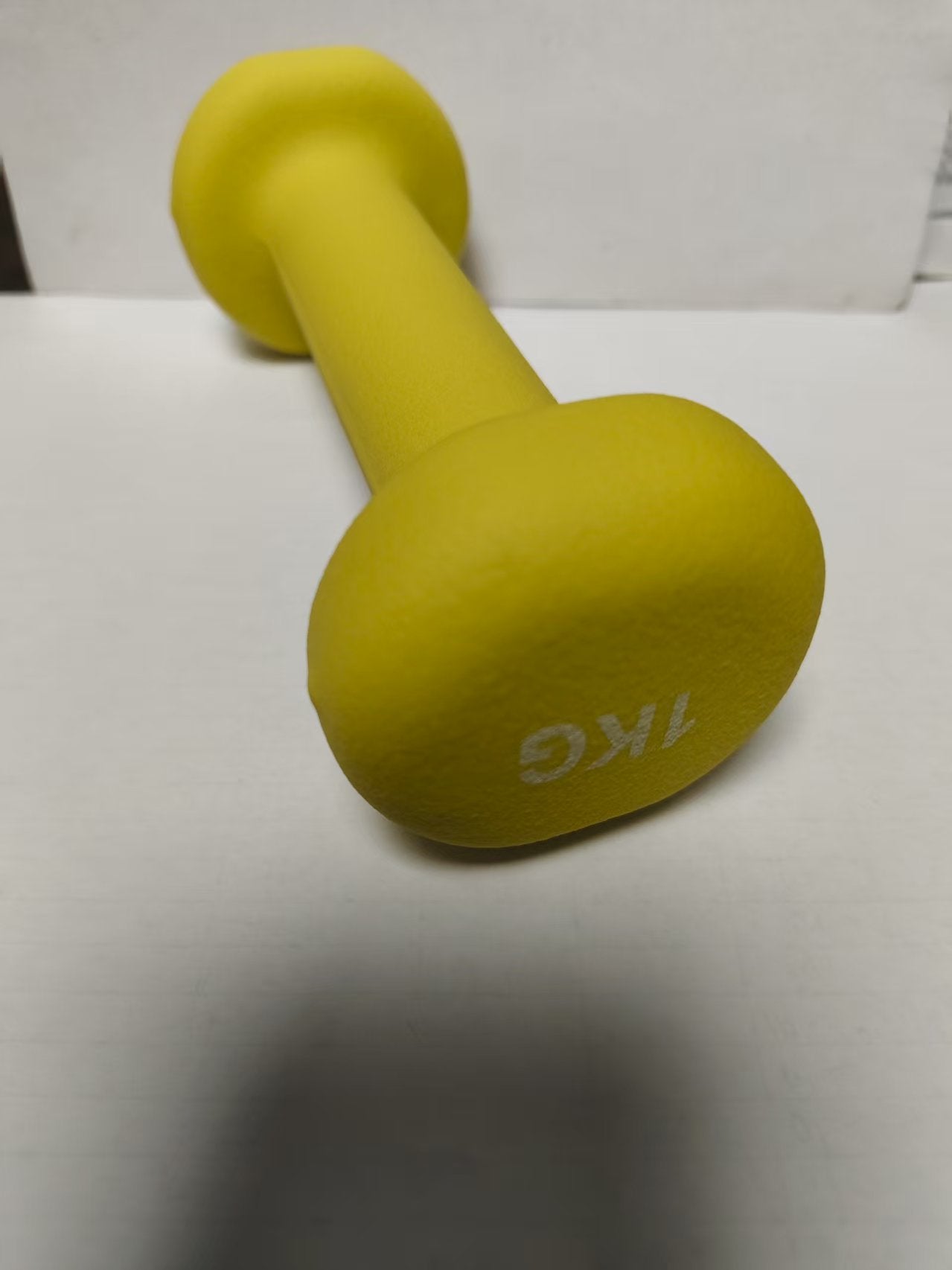 Yoga fitness flat head frosted dipped plastic dumbbells for men and women, home exercise equipment, solid cast iron dumbbells